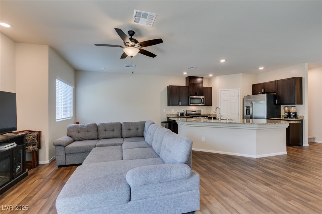 7450 Pink Moon Street 103