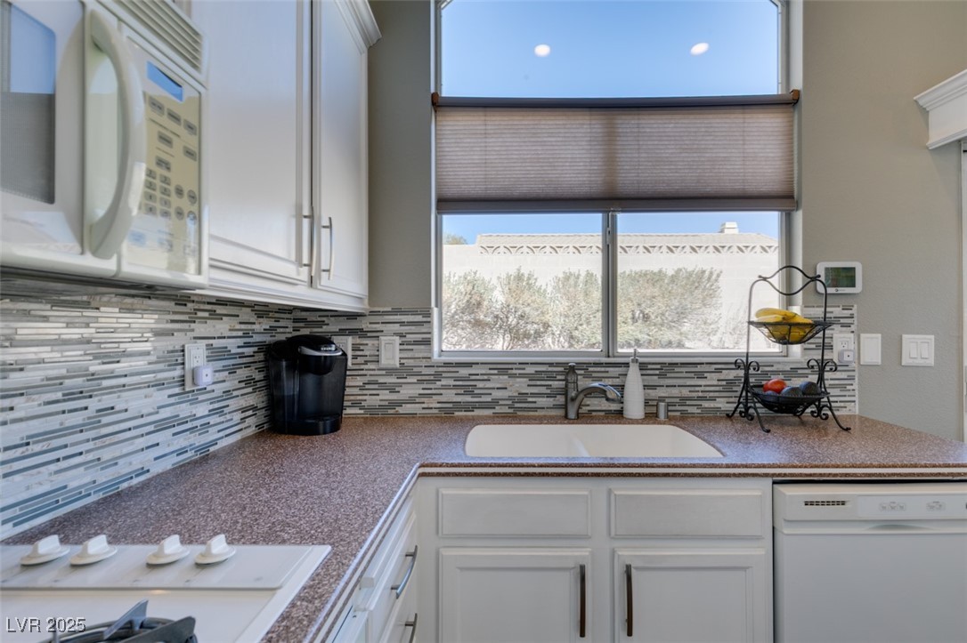 7608 Little Valley Avenue