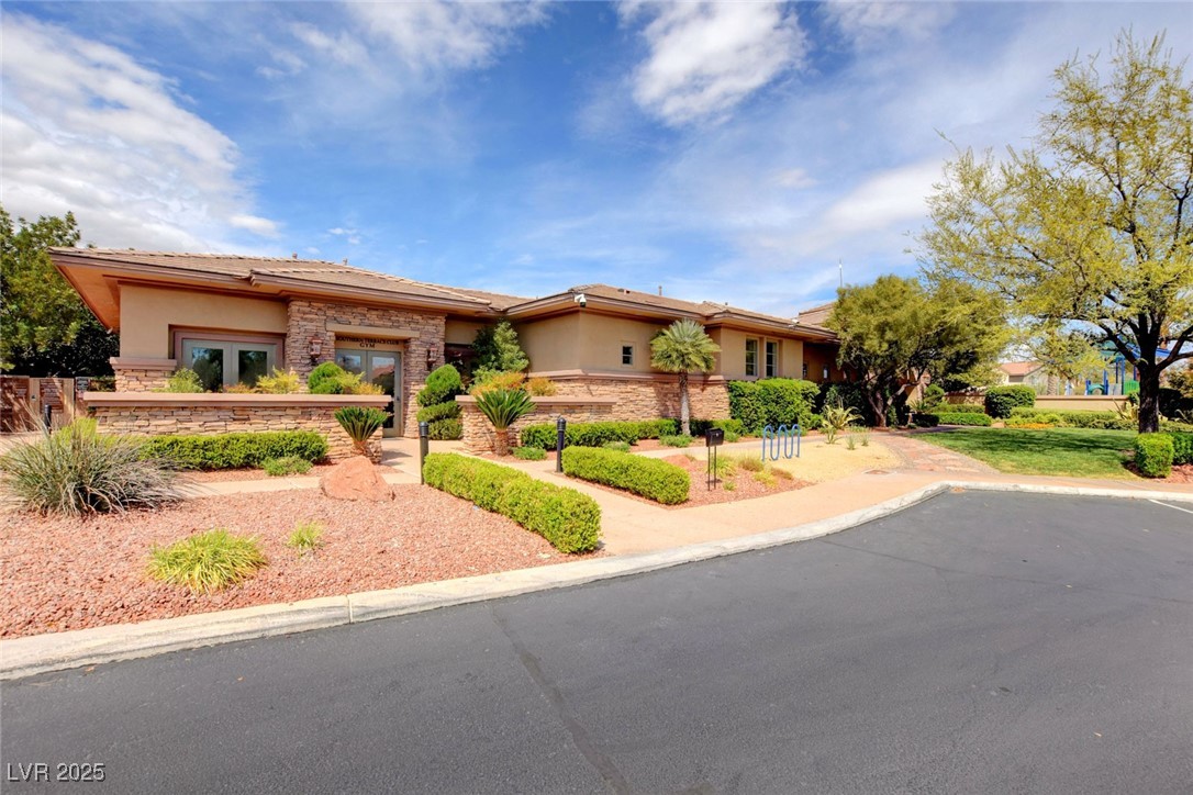 5965 Poplar Tree Street