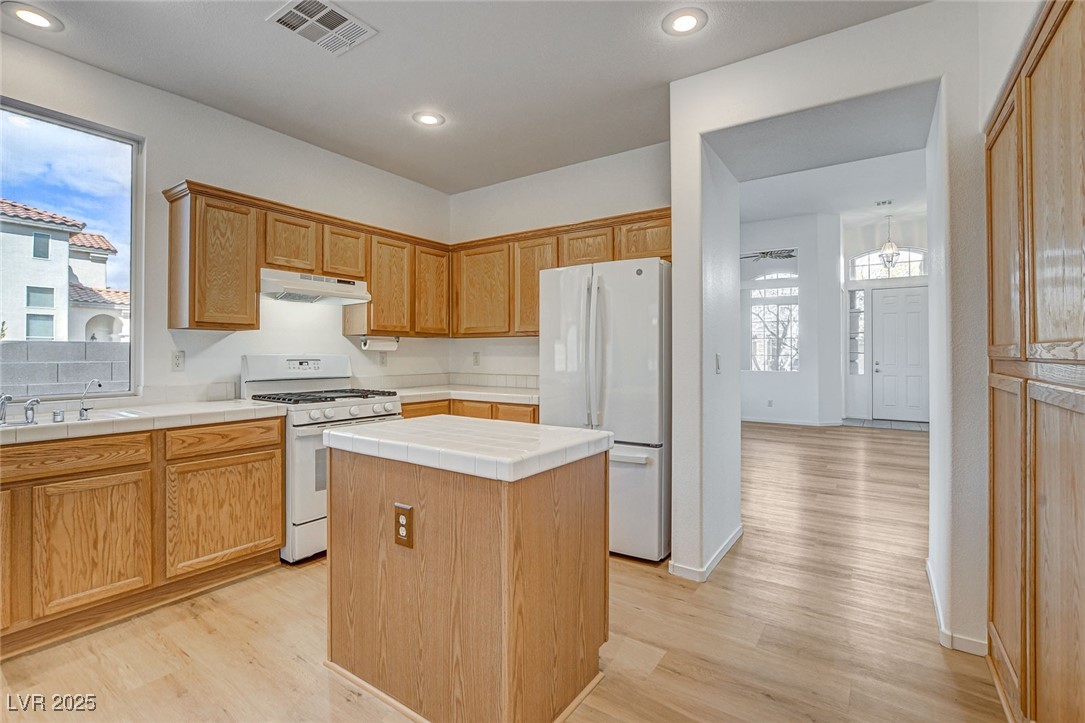 5965 Poplar Tree Street