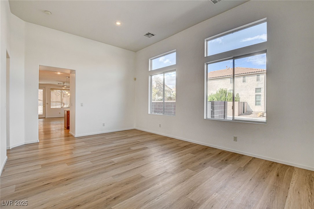 5965 Poplar Tree Street