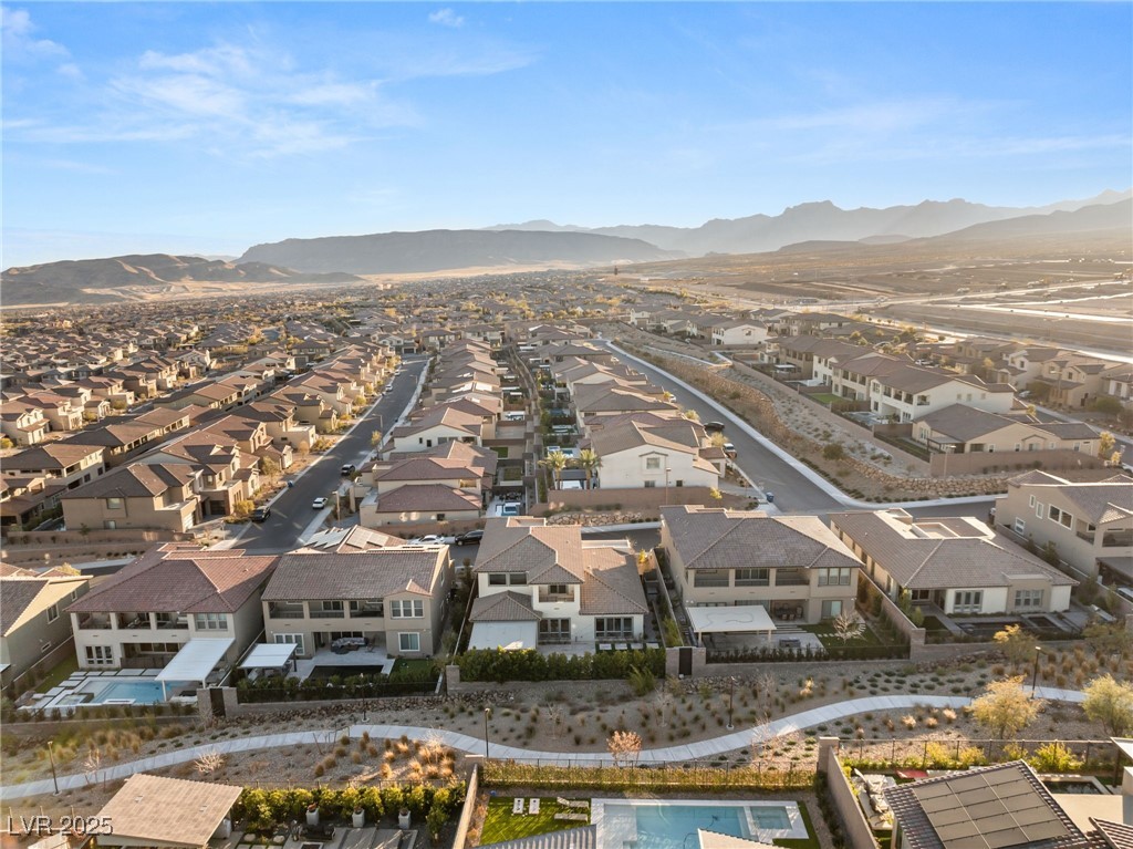 12160 Harris Summit Avenue