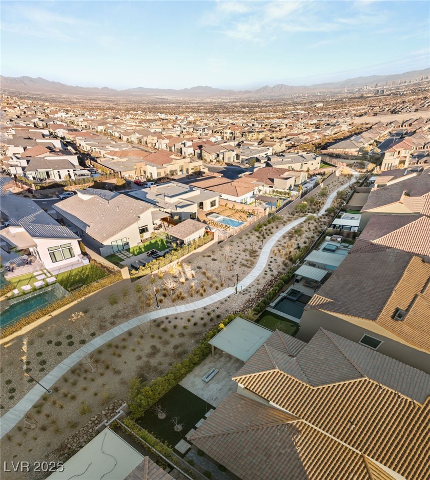 12160 Harris Summit Avenue