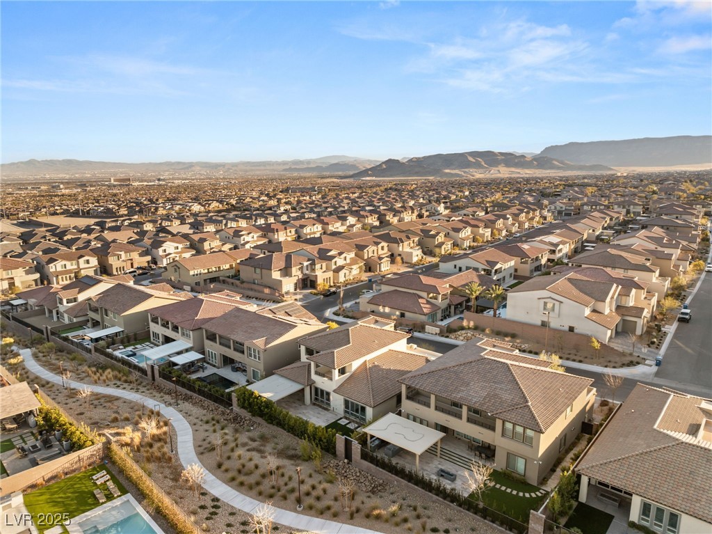 12160 Harris Summit Avenue