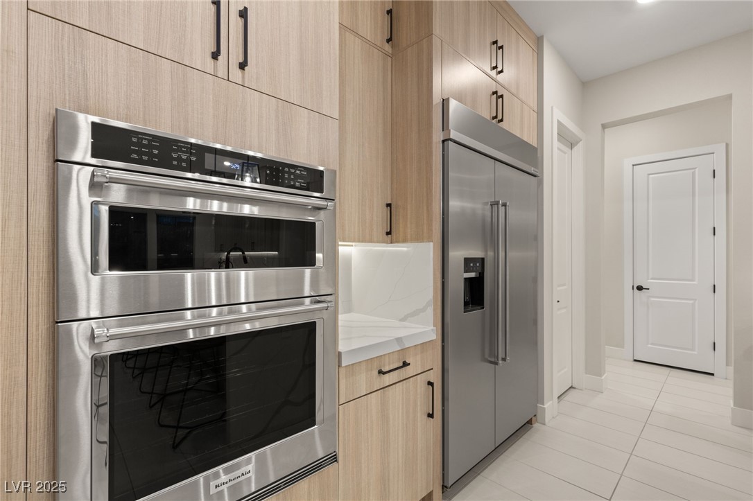 12160 Harris Summit Avenue