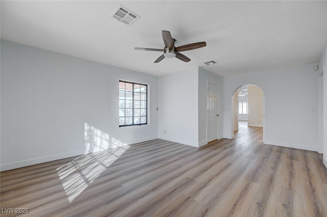 519 Cayuga Court