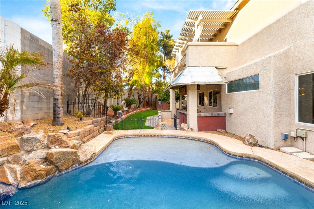 7840 Red Leaf Drive