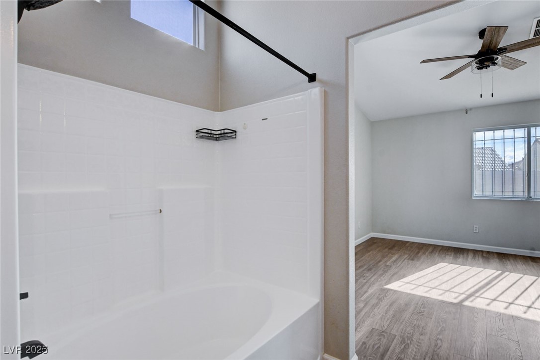 435 Regal Robin Way