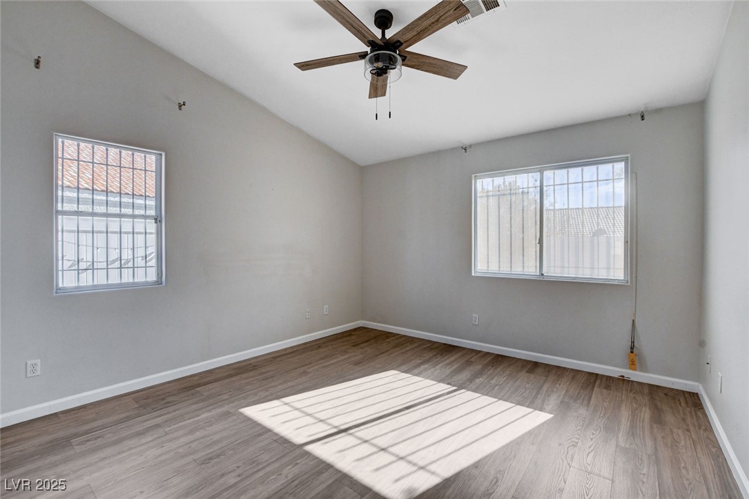 435 Regal Robin Way
