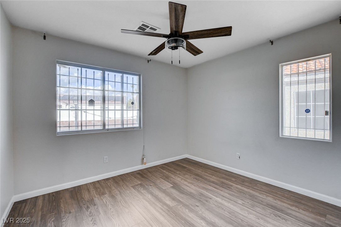 435 Regal Robin Way