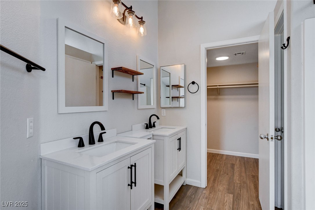 435 Regal Robin Way