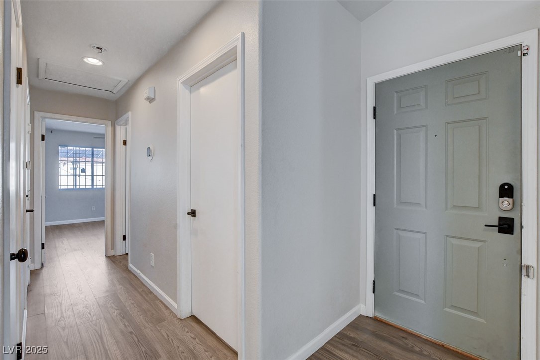 435 Regal Robin Way