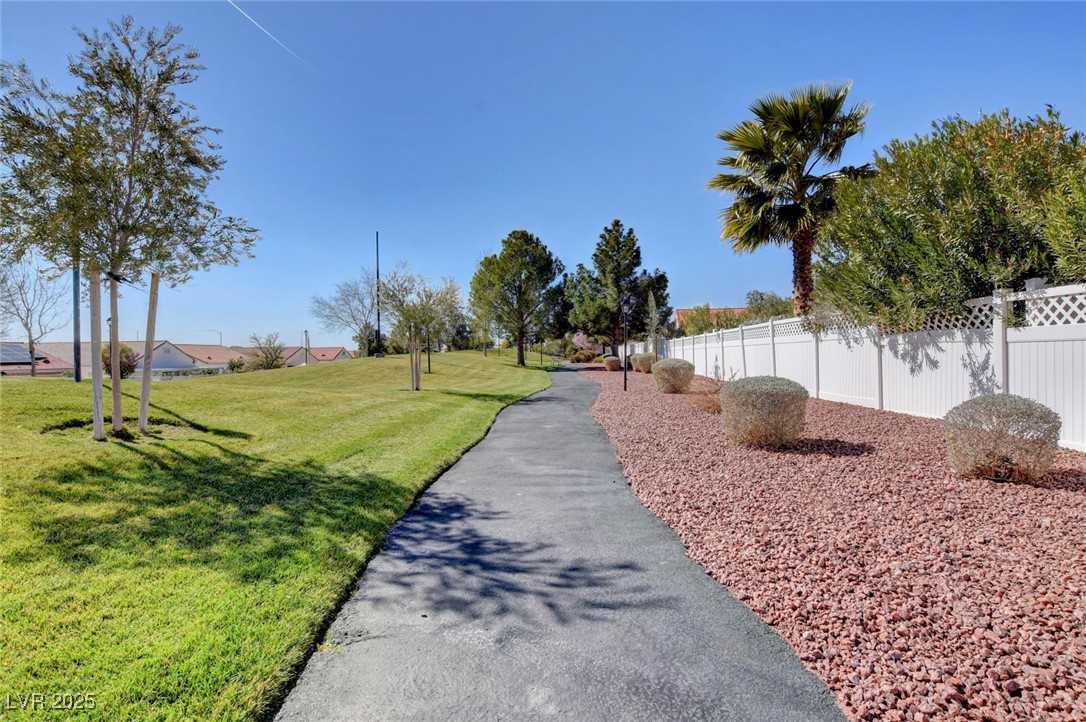 435 Regal Robin Way