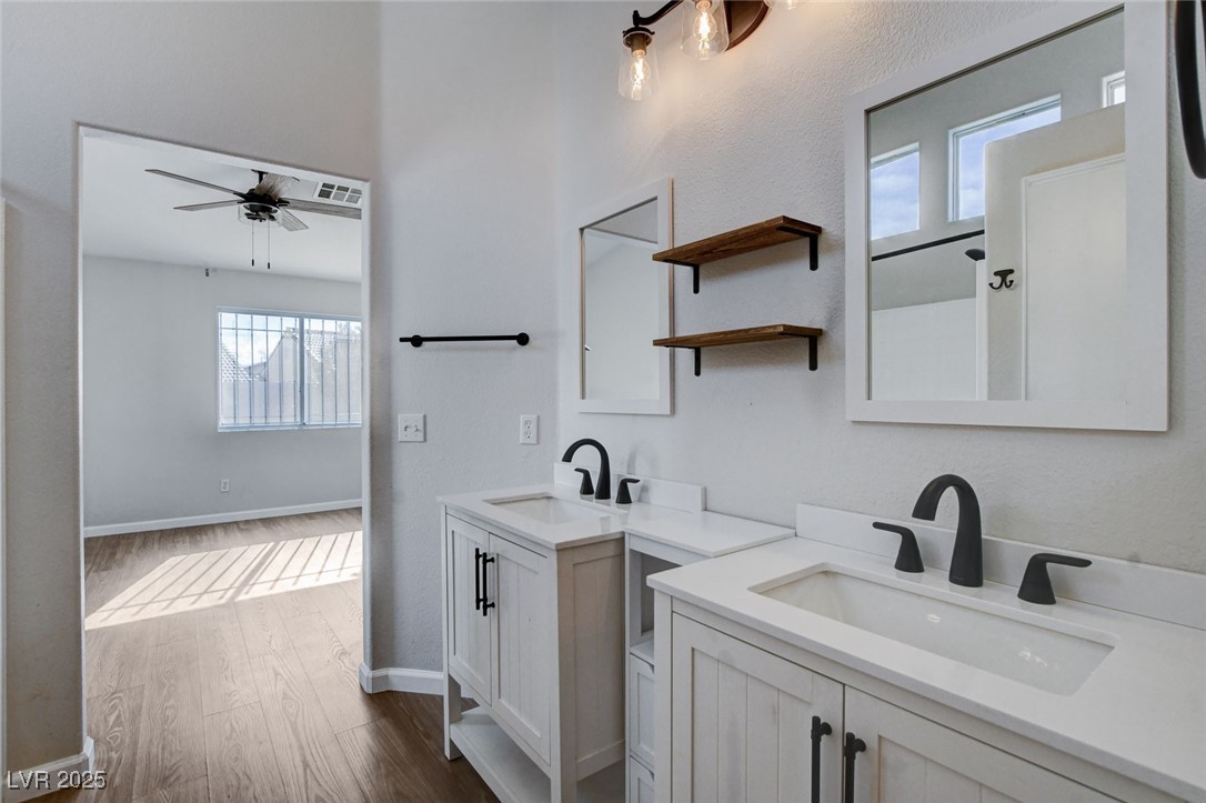 435 Regal Robin Way