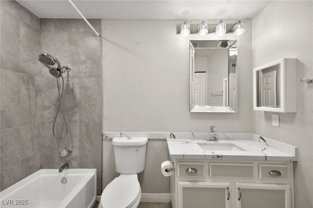 2966 Juniper Hills Boulevard 203