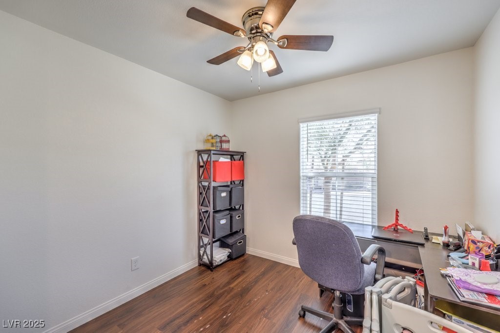 8342 Vinamala Avenue