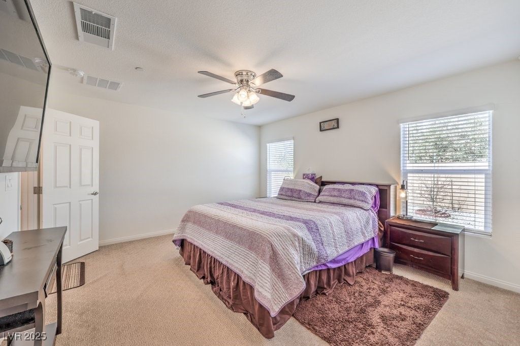 8342 Vinamala Avenue