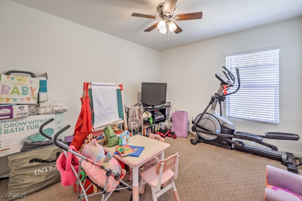 8342 Vinamala Avenue