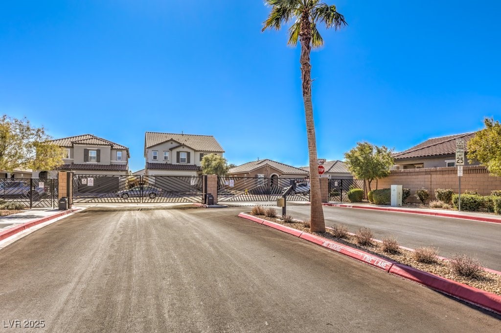 8342 Vinamala Avenue