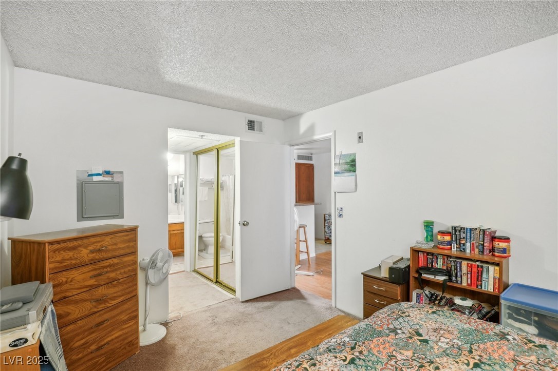 1381 East University Avenue 301