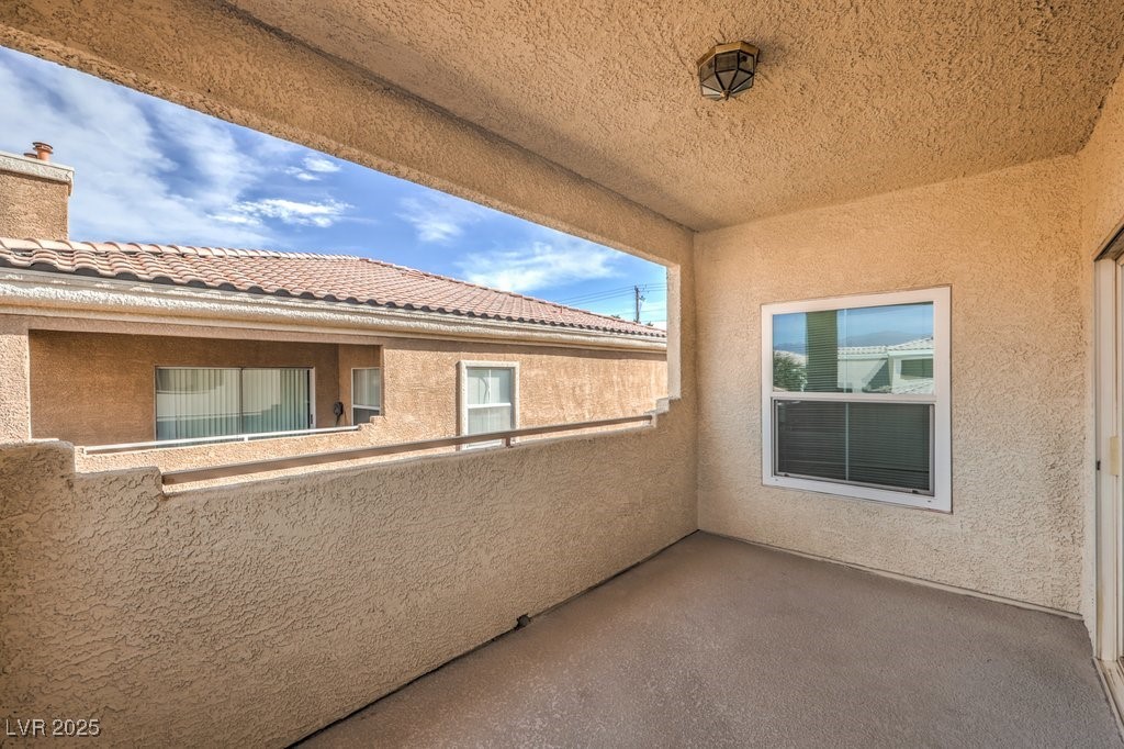 6909 Cobre Azul Avenue 202