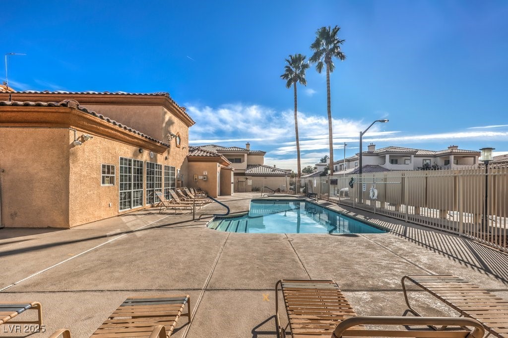 6909 Cobre Azul Avenue 202