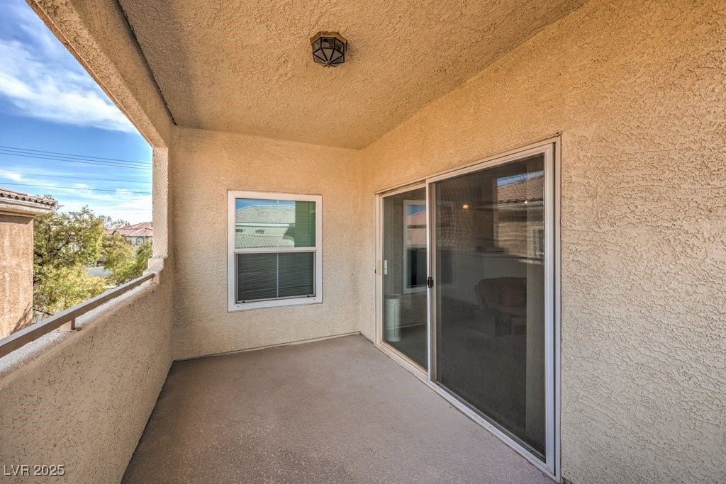 6909 Cobre Azul Avenue 202