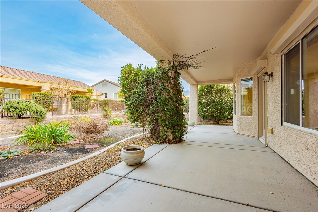 2856 Sapphire Desert Drive