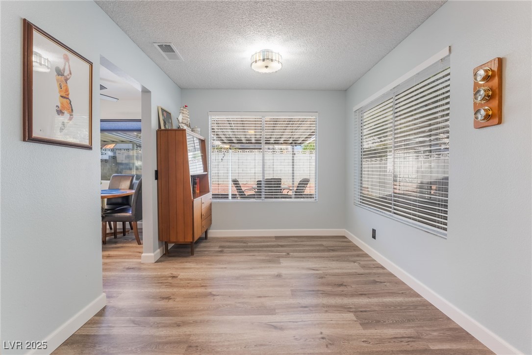 1999 Dry Falls Street