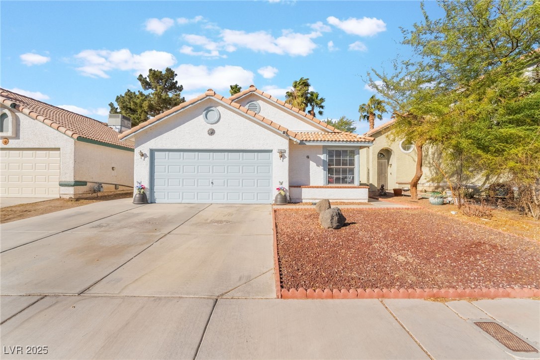 1999 Dry Falls Street