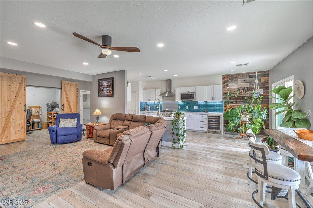 3305 Fernbird Lane