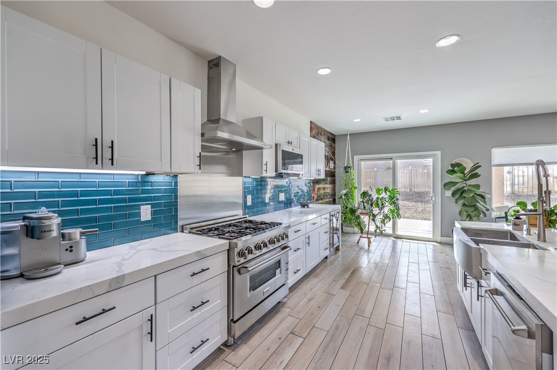 3305 Fernbird Lane