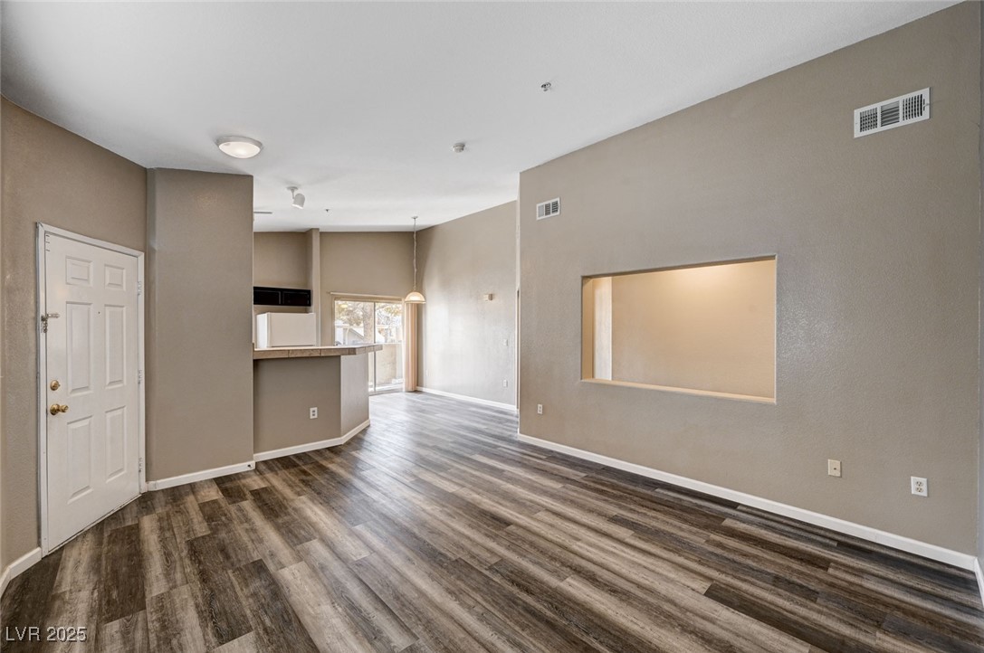 1881 West Alexander Road 1025