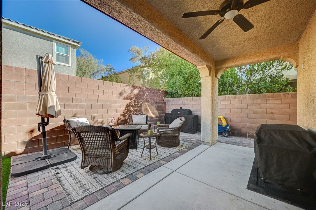 10990 Mountain Willow Street