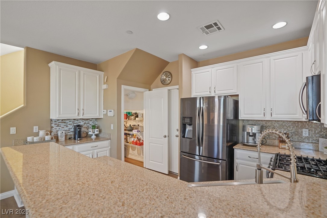 6121 Sinatra Sands Court