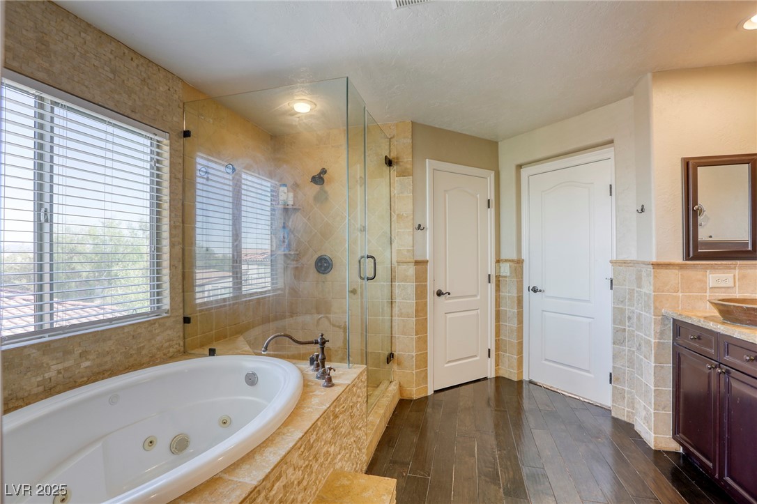 9950 Waxberry Court