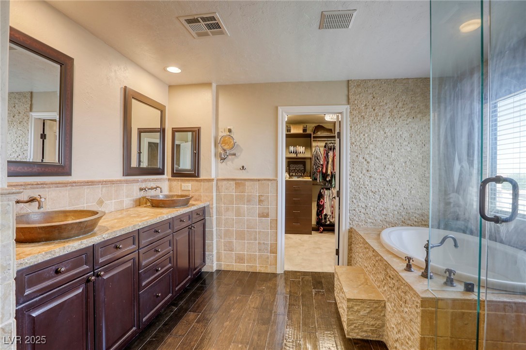 9950 Waxberry Court