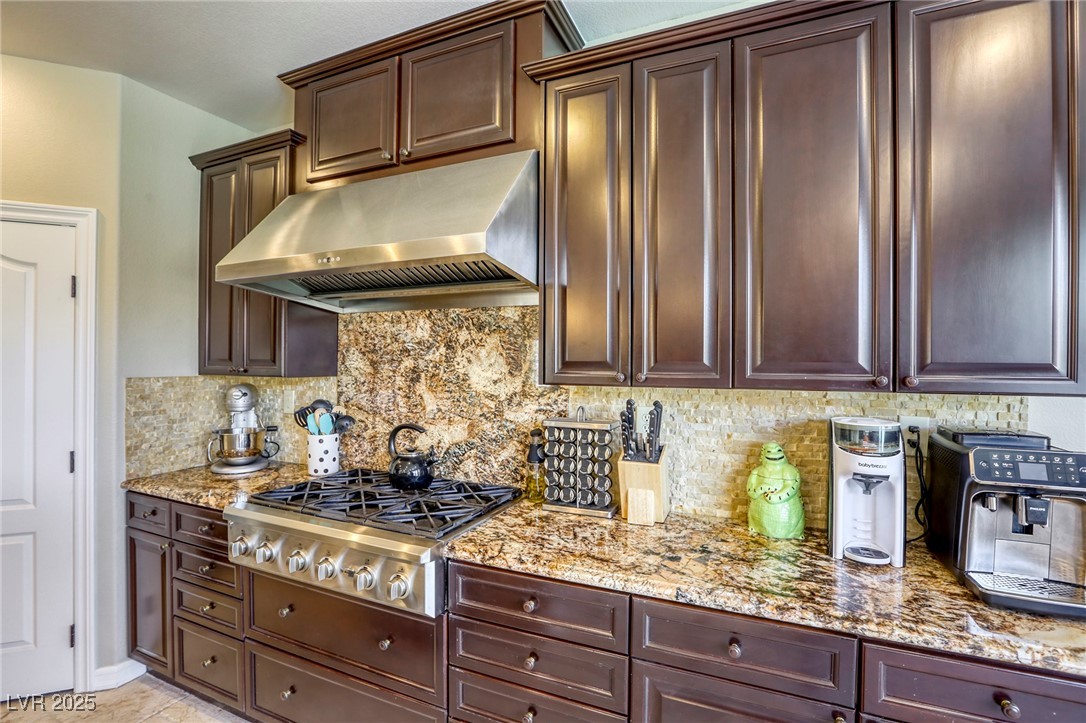 9950 Waxberry Court
