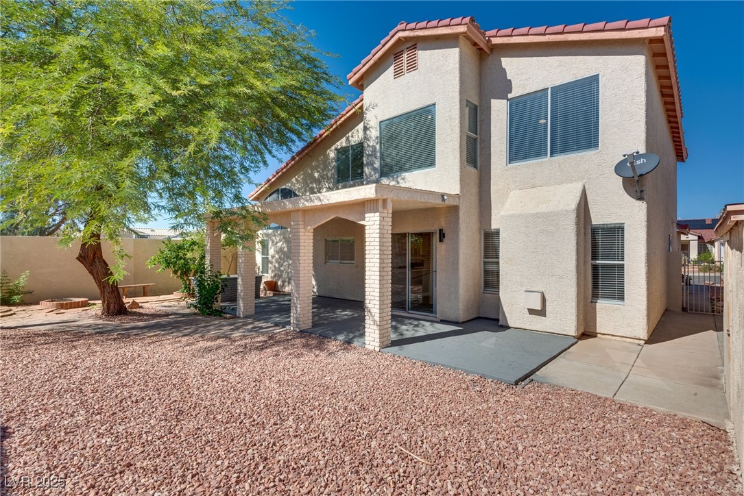 923 Sagecrest Way
