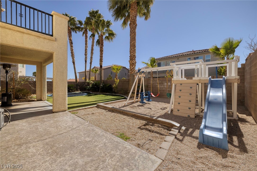 9379 Arrowhead Bluff Avenue