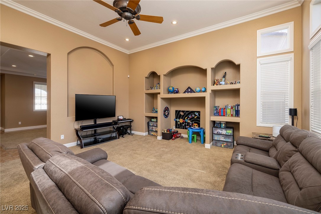 9379 Arrowhead Bluff Avenue