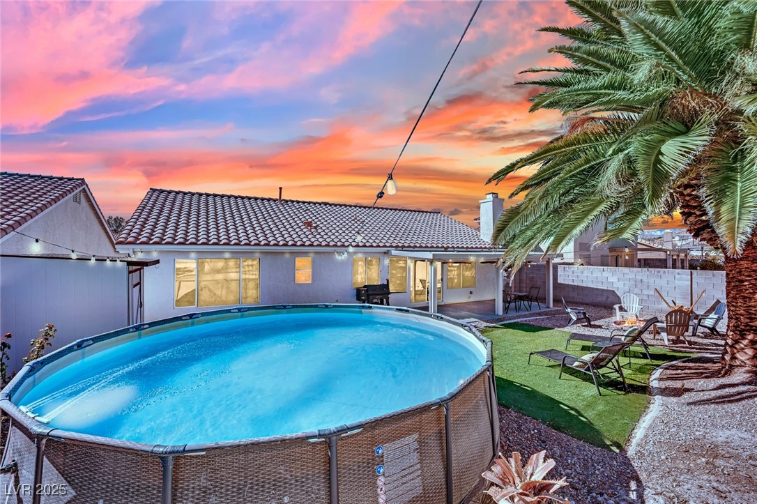 1914 Night Shadow Avenue