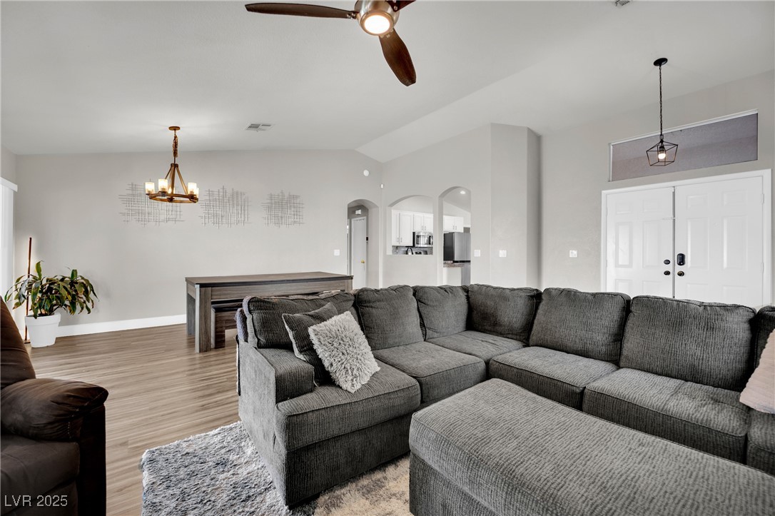 1914 Night Shadow Avenue