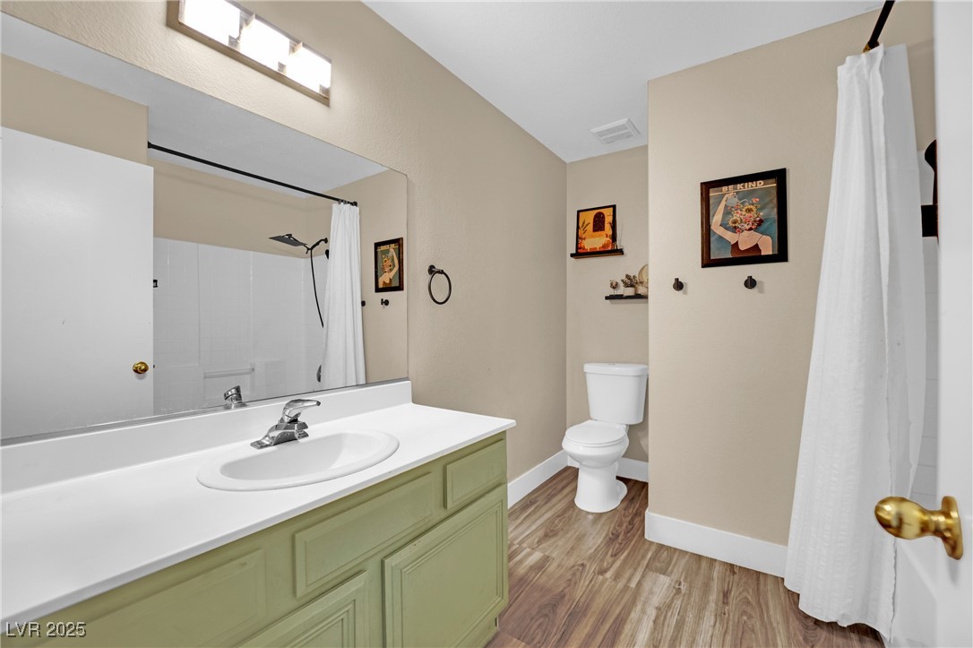 1914 Night Shadow Avenue