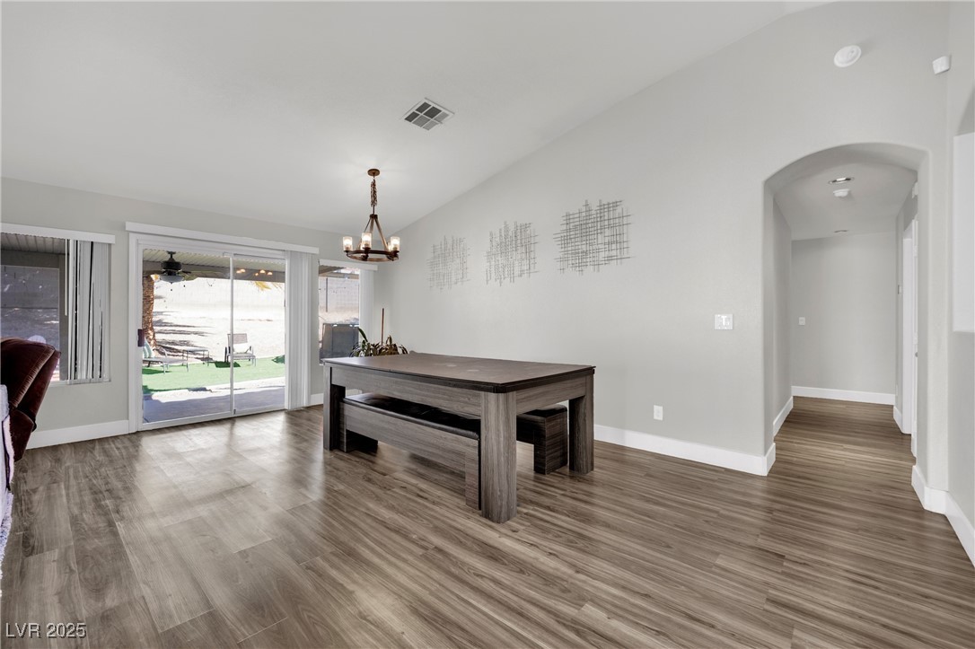 1914 Night Shadow Avenue