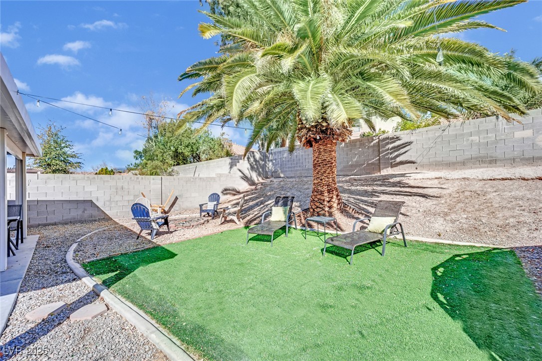 1914 Night Shadow Avenue