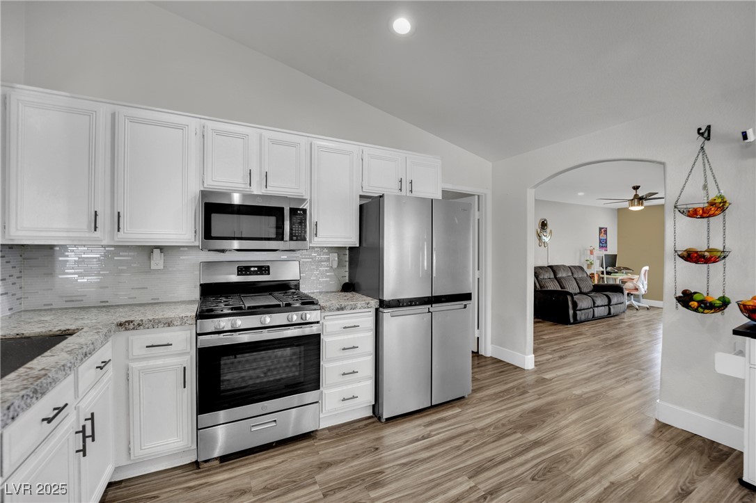 1914 Night Shadow Avenue