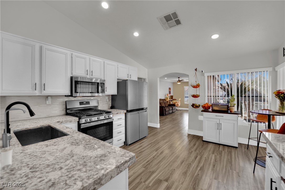 1914 Night Shadow Avenue