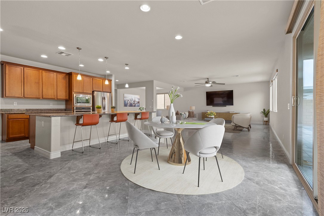 201 White Mule Avenue