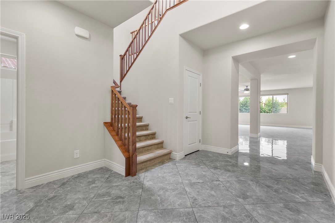 201 White Mule Avenue